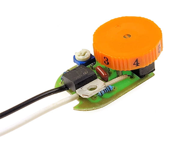 Regulator obrotów 6-10A 250V