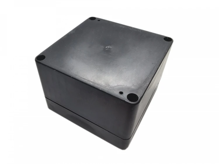 Obudowa 100x100x70mm hermetyczna czarna; OBH67