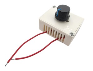 Regulator napięcia 230V 500W w obudowie