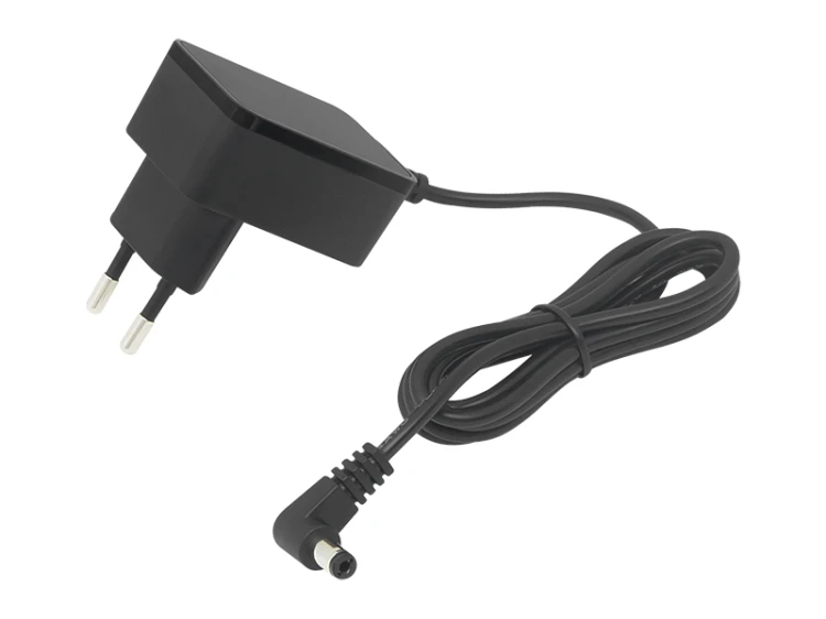 Zasilacz 9V 500mA 4,5W wtyk 2,1/5,5 (-) wtyczkowy mini, impulsowy; BLOW