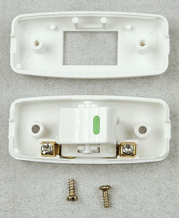 Przełącznik na kabel biały; A12