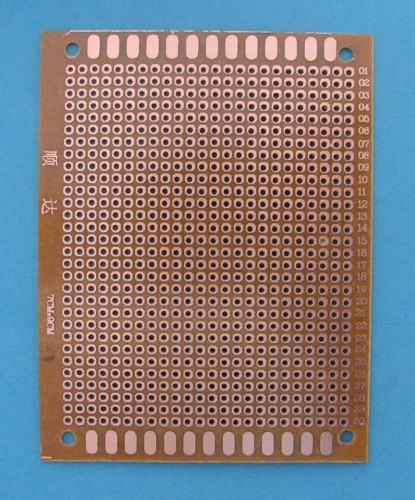 Płytka Uniwersalna wiercona PI02 70x90mm