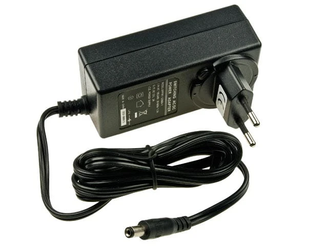 12V-3A-wtyczkowy.jpg