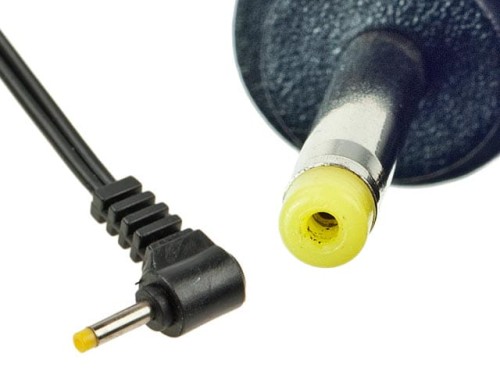 Wtyk-0,7-2,5-katowy-kabel.jpg